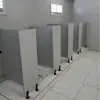 Placa Divisória de Banheiro Público Simples Obra T-shaped L-shaped Porta Divisória de Banheiro Proteção Contra Respingos para Urinol de Banheiro Escolar