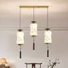 Estética de Estilo Song Escalera de Caracol Giratoria Candelabro Madera de Nogal Negro Todo Cobre Gama Alta Nuevo Estilo Chino Iluminación para Villas Dúplex