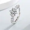 Producto popular de transmisión en vivo: Anillo abierto de moissanita de imitación de 2 quilates con ocho corazones y ocho flechas, lujo ligero y sensación de alta gama, venta al por mayor