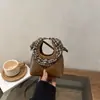 Moda Primavera 2026 Bolsas Fashion Fofas Redondas de Renda Bolsa de Mão para Bebê Cor Sólida Mini Bolsa Transversal para Crianças