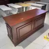 Mesa y Sillas de Juez, Mesa y Sillas de Juicio, Banco de Juez, Tribuna, Sala de Juicios Simulada, Mobiliario de Tribunal, Escritorio del Secretario, Mesa de Litigio