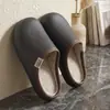 Punta Impermeable Ropa de Exterior Zapatillas de Algodón para Mujer 2026 Otoño/Invierno Nuevo Estilo Hogar Antideslizantes Cálidas Pareja Zapatillas de Algodón con Felpa