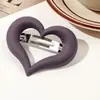 Grampo de Cabelo Minimalista Estilo Coreano Bico de Pato para Mulheres, Presilha Lateral de Alta Qualidade para a Parte de Trás da Cabeça, Presilha Versátil com Letra Grande, Acessório de Cabelo Elegante