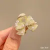 Presilha de Cabelo Refinada Pequena com Pinça Pérola Meio Preso Clipe para Franja de Testa Feminina Acessório de Cabeça Novo Clipe Lateral Presilha de Cabelo