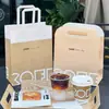 Bolsa para Empaque de Café de Celebridad de Internet Bolsa de Papel Kraft con Hebilla Creativa Bolsa para Llevar Bebidas de Té con Leche Bolsa Impresa con Logo
