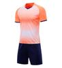 Traje de fútbol degradado al por mayor, traje de fútbol para adultos y niños, traje de entrenamiento de juego de club, traje de secado rápido imprimible