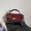 Bolso de Marca Extranjera de Alta Gama para Mujer 2026 Nuevo Bolso de Hombro de Moda Bolso Bandolera con Cadena Retro Bolso Cuadrado Pequeño