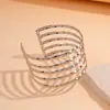 Pulseras Metálicas Plegadas Multicapa Transfronterizas Europeas y Americanas, Lujo Ligero, Gama Alta, Brazaletes Sencillos, Pulseras Lisas de Moda, Venta al por Mayor