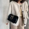 Bolso Pequeño de Celebridad de Internet para Mujer 2023 Nueva Moda Popular Bolso de Cadena Felpa de Lana de Cordero Bolso de Hombro Estilo Occidental Bolso Bandolera