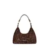 Bolsa de camurça moderna em formato de meia-lua para mulheres, novo estilo 2026, bolsa de ombro fashion, chique e retrô, bolsa crossbody de nicho