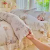 Falda de cama de encaje gruesa estilo princesa de cuatro piezas, patrón floral pequeño, todo algodón, colcha, funda de edredón, ropa de cama individual y matrimonial