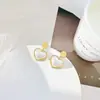 Colar de Aço Titânio em Formato de Coração Doce, Gargantilha Simples Estilo Ins, Corrente de Clavícula Versátil de Luxo Leve da Moda Coreana, Design de Nicho para Mulheres