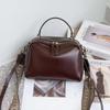 Bolsa Feminina de Grande Capacidade 2024 Primavera e Verão Nova Moda Quadrada Pequena de Couro Bolsa de Ombro de Couro Bovino Moda Vintage Couro de Curtimento Vegetal