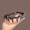 Diadema de ala ancha de cristal colorido de alta gama, Pinza para el pelo de alta gama para salir, popular en Internet, para mujer, Nueva diadema de lujo accesible para primavera y verano