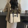 Bolsa de lona de grande capacidade para mulheres 2025 Nova moda de ponta Bolsa transversal de ombro único Roupa de trabalho Bolsa versátil Bolsa tote