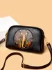 Bolsa para Teléfono Móvil de Exportación de Comercio Exterior Transfronterizo, Bolso Cruzado Horizontal para Mujer de Mediana Edad, Bolso de Mamá Pequeño con Elefante Tallado en Cuero Estilo Chino, Billetera