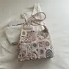 Bolso nuevo de hombro y cruzado geométrico floral bordado estilo chino, bolso tipo cubo versátil de moda estilo étnico para mujer