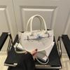 Bolso de Textura de Alta Gama para Mujer 2025 Nuevo Verano Combinable Bolso Cruzado Moderno Súper Popular Bolso de Mano Semicircular