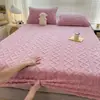 2026 Nueva Funda de Cama de Felpa de Leche Pieza Única Totalmente Cerrada Más Terciopelo Engrosada Temporada de Otoño e Invierno Cálida Color Puro Funda de Cama Juego de Tres Piezas