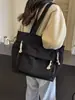 Bolsa de Veludo de Alta Qualidade Grande Capacidade Feminina 2024 Nova Moda Bolsinha de Ombro para Viajante Bolsa Tote Transfronteiriça