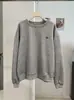 KEKEZOON Sudadera de Punto Versátil Estilo Coreano Simple Cuello Redondo Bordado Holgada Manga Larga Estilo Otoño Toma Real Mujer 9401