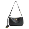 Bolso de axila vintage texturizado para mujer para primavera y verano, con cierre de candado, diseño cuadrado pequeño y una sensación de lujo ligera de alta gama. Se puede llevar como bolso de mano, bolso de hombro o bolso cruzado, y tiene el estilo de un bolso baguette.