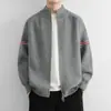 Suéter Chaqueta Cárdigan de Punto a Rayas de Color Contrastante para Hombre 2026 Otoño/Invierno Americano Cuello Alto Cárdigan Engrosado Tacto de Alta Gama