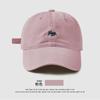 Gorra de Béisbol Bordada de Zorro Pequeño 2025 Nueva para Hombres y Mujeres Ala Ancha que Revela la Cara Visera Pequeña Protector Solar Transpirable Informal Más Fácil de Combinar