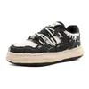 Zapatos Deportivos Casuales para Hombre de Suela Gruesa Nicho Skate 2026 Nuevo Otoño Estudiante Transpirables Versátiles Caña Baja Retro Zapatos para Hombre