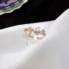 Anillo de Lujo Ligero de Cobre Incrustado con Circonita, Apertura Femenina y de Alta Gama, Anillo Ajustable Super Brillante, Estilo Ins Simple y Popular