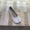 Sapatos Rasos Femininos Estilo Floresta Retrô Estilo Fada com Dedos Separados, Primavera 2026 Boca Rasa Mary Janes Gentis e Elegantes