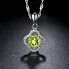 Elegante Colgante de Trébol de Peridoto Verde Cadena para Clavícula Coreano y Japonés Simple Cristal de Colores Accesorio de Collar Colgante de Trébol de la Suerte
