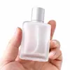 Frasco de vidro quadrado plano fosco para decantação de perfume de 30-50-100ml com tampa cinza fosca e bico spray de névoa fina, frasco vazio para viagem