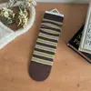 Calcetines de Media Caña para Mujer Otoño e Invierno Nuevos Rayados Transpirables Retro Imitación Cachemir Calcetines de Felpa Retro Calcetines Zhuji para Mujer