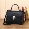 Bolso Pequeño Cuadrado de Cuero Genuino Estilo Nuevo para Mujer con Diseño de Cocodrilo, Bolso de Hombro de Moda Tipo Tofu Doctor, Bolso Estructurado de Gran Capacidad, Bolso Cruzado de Moda