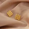 Pendiente cuadrado hueco con sentido de diseño electrochapado en oro real de 18 quilates exquisito todo partido temperamento pendientes de mujer pendientes retro para ir al trabajo