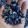Los fabricantes venden artesanías de cristal de grava de grano pequeño, adornos para peceras, jardinería, macetas de piedra originales, cristal del Mar de China Oriental, al por mayor.