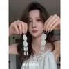 ¡Luz de luna blanca! Aretes Largos con Borlas de Nácar Natural para Mujer, Estilo Francés, Aretes de Nicho Estilo Bosque