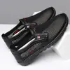 Zapatos de Malla de Verano para Hombre Casual Transpirables Suela Suave Zapatos de Tela Old Beijing Sandalias para Hombre Zapatos Cómodos para Papá de Mediana Edad Zapatos Perezosos
