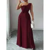Vestido Satinado de Un Hombro Estilo Francés de Lujo Ligero con Lazo Grande para Tiktok, Sensación de Alta Gama, Ceñido a la Cintura, Falda Larga con un Toque de Elegancia