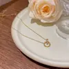 Joyería Transfronteriza Europea y Americana Moda y Exquisito Colgante Nicho Cadena Clavicular No Descolorante Oro de 18K Acero Titanio Accesorios de Collar para Mujer