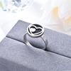 Anillo clásico de moda de acero inoxidable placa negra personalidad simple titanio acero nicho anillo femenino fabricantes en stock al por mayor