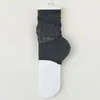 Meias Meias Finas de Malha Vazada para Primavera e Verão de 2026 com Tiras nos Pés, Meias Modeladoras de Perna Inspiradas em Ballet no Estilo Miu