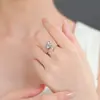 Anillo de mariposa estilo coreano, moda nicho de alta gama y elegante anillo ajustable para el dedo índice para mujer, joyería apilable al por mayor