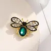 Broche de Abeja Sense de Alta Calidad Estilo Ins Alta Calidad Diseño Fino de Corsage Sentido de Diseño Nicho Accesorios de Pin Anticaída Mujer