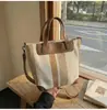 Nova Bolsa de Mão Retrô Estilo Coreano, Grande Simples Listrada de Lona Casual Moda Grande Capacidade Ombro Comutador Transversal