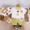 Vestido de Verão para Meninos Conjunto de Manga Curta 2024 Novo Estilo Vestido Infantil Lindo Menino Bebê Verão Camisa POLO Conjunto de Duas Peças Moderno