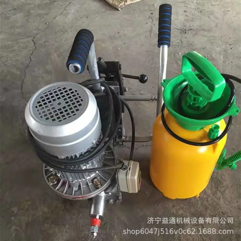 e0f368132b8e235b63e809e9b68dcc