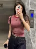 Camiseta Rayada de Cuello Redondo con Bloques de Color Vintage para Mujer, Nuevo Estilo Verano 2026, Top de Manga Corta Ajustado para Usar como Base