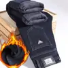 Pantalones Largos de Mezclilla Cálidos, Estilo Otoño e Invierno 2024, Forrados de Felpa y Engrosados, Holgados de Pierna Recta Elásticos para Hombre, Negocios Casual Juvenil